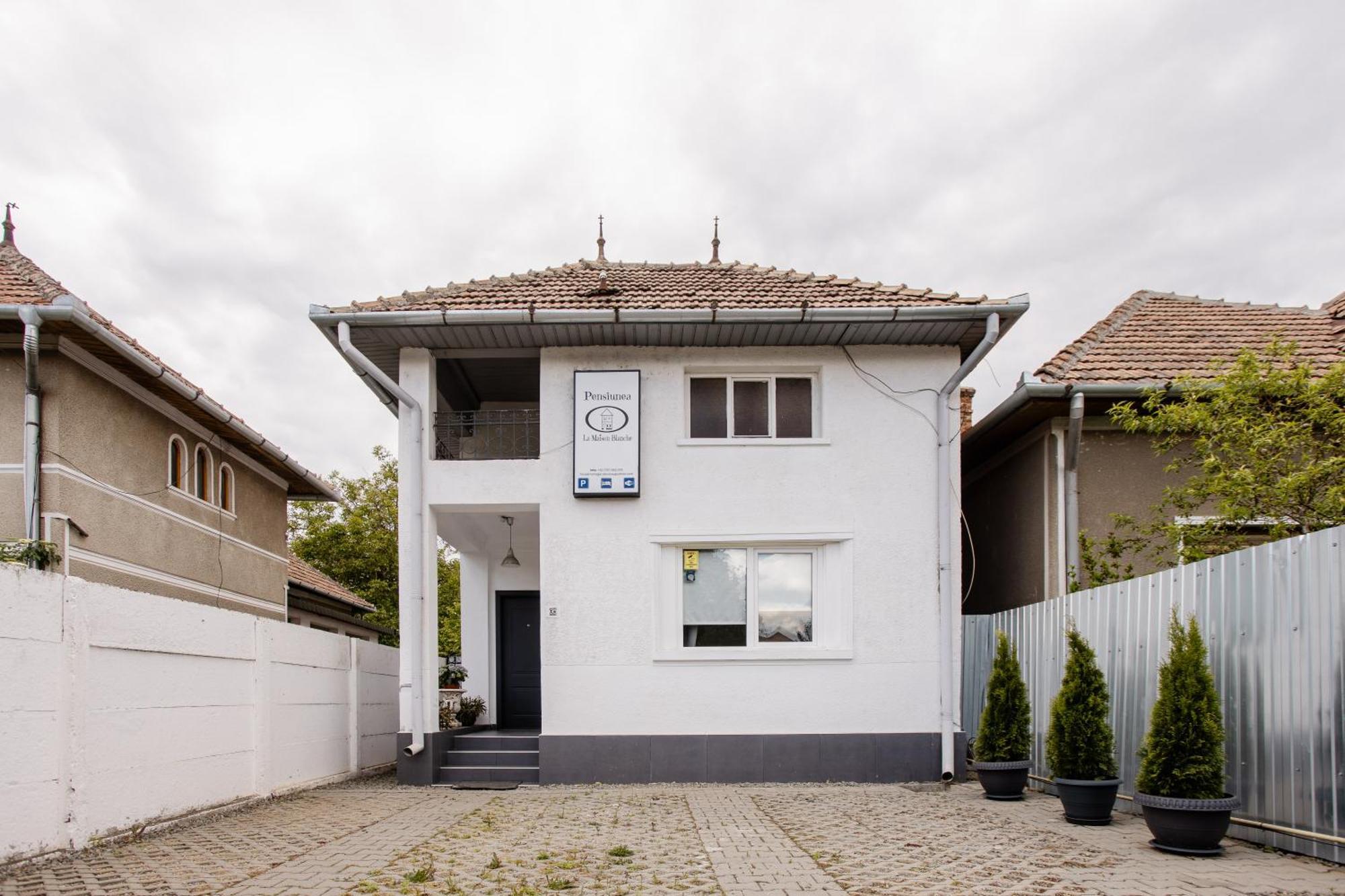 La Maison Blanche Hotel Alba Iulia Luaran gambar
